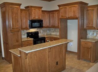 2813 Morgan Trce, Yukon, OK 73099