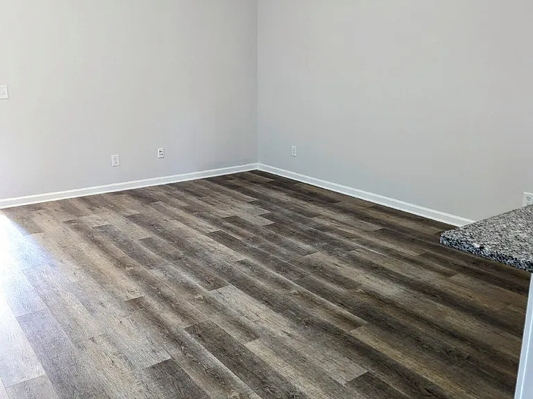 146 Cypress Oak Trl — Photo 4