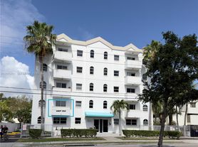 3052 SW 27th Ave, Miami, FL