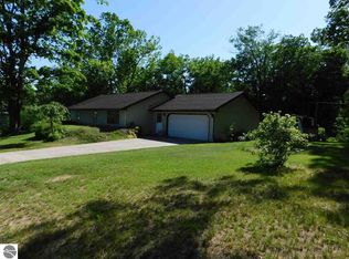 123 Main St, Fife Lake, MI 49633