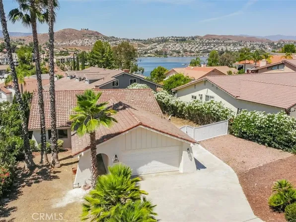 22701 Canyon Club Dr, Canyon Lake, CA 92587