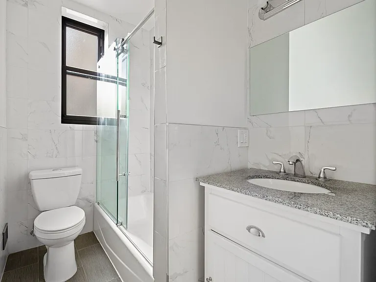 1127 Washington St #2E — Photo 10