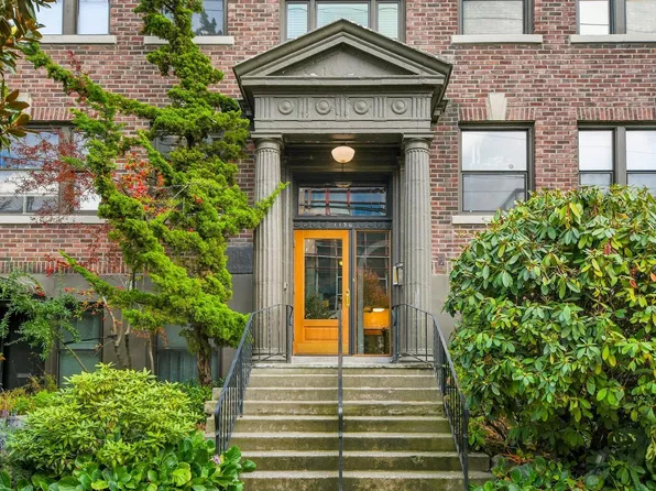 1136 13th Avenue #205, Seattle, WA 98122