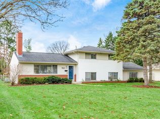 961 Hillsdale Dr, Columbus, OH