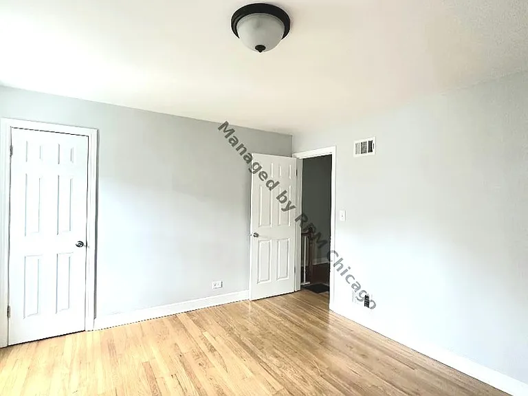 1420 N Harlem Ave #E — Photo 20