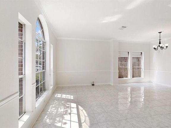 5th image of 16443 Elmwood Point Lane