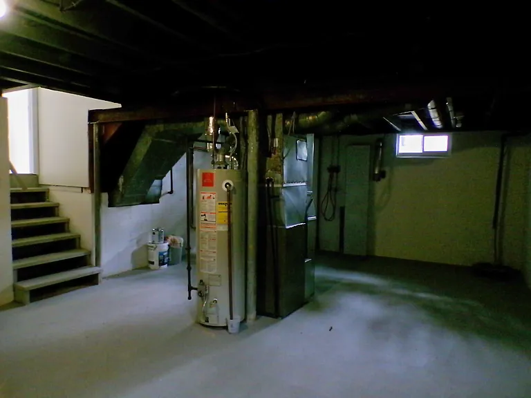 2066 Holt Ave — Photo 27