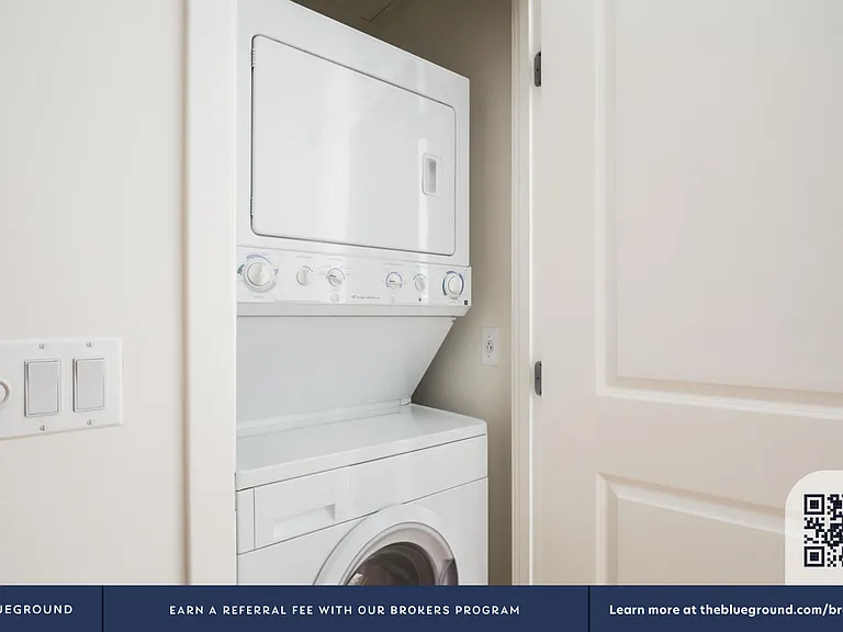 Washer/Dryer in Apartment