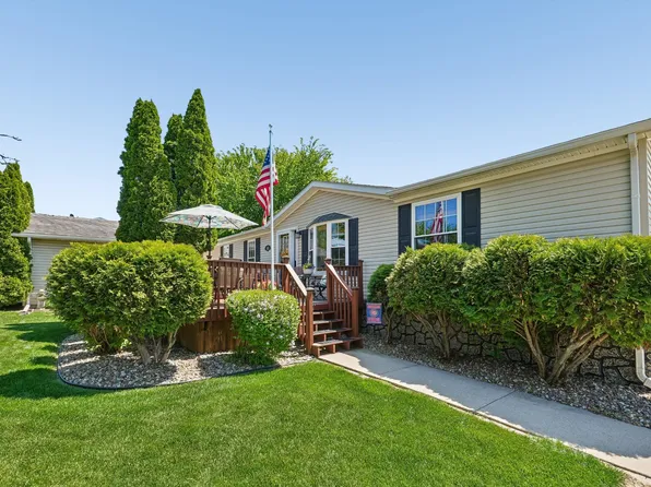 412 Juniper Ct, Altoona, IA 50009