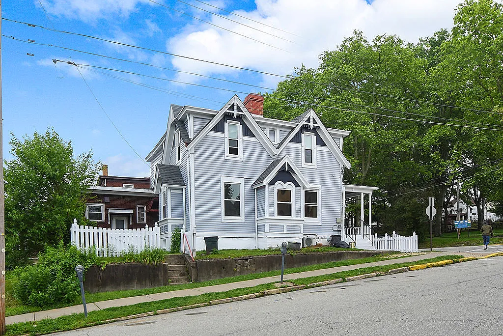 1 bed, $1,095 — Photo 4