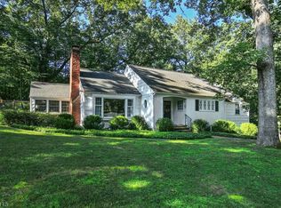35 Mendham Rd, Bernardsville, NJ 07924