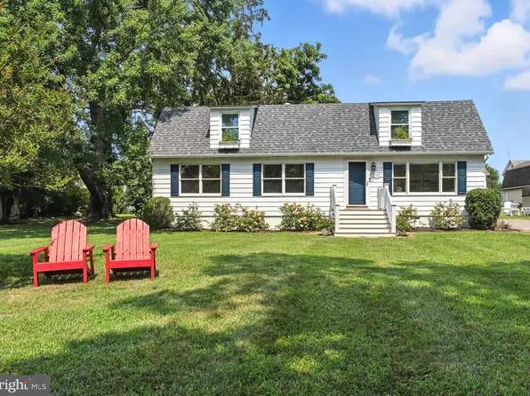 21311 Lee St, Rock Hall, MD 21661