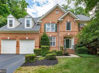 16805 Tidewater Ct, Woodbridge, VA 22191