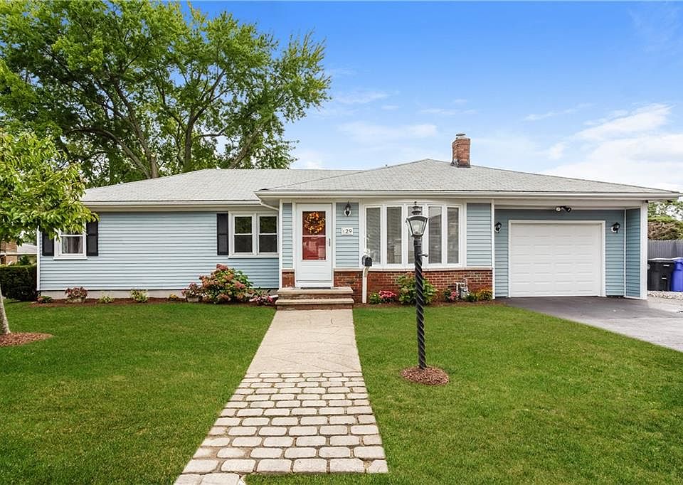 1st image of 29 Gillen Ave