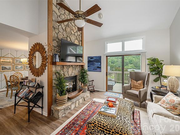 4th image of 36 Quail Run Cir