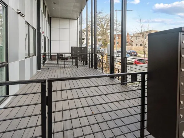 820 18th St NE #102, Washington, DC 20017