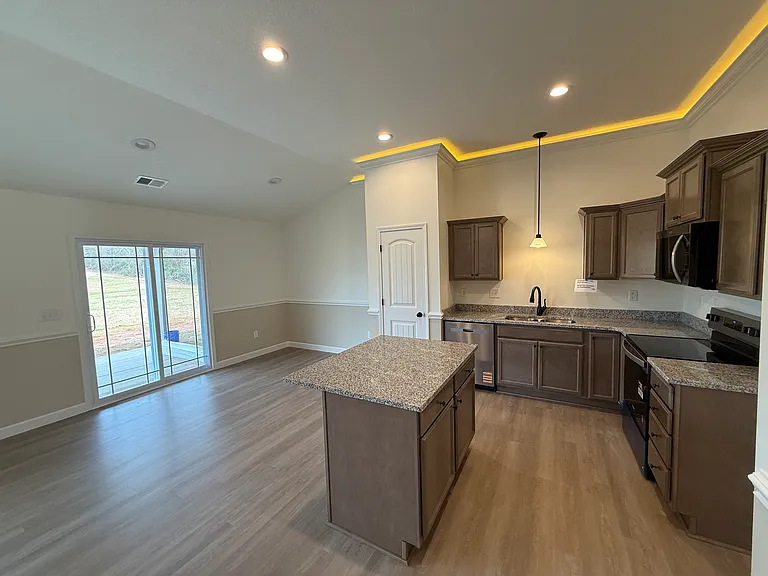 896 Bradley Dill Rd #B — Photo 26