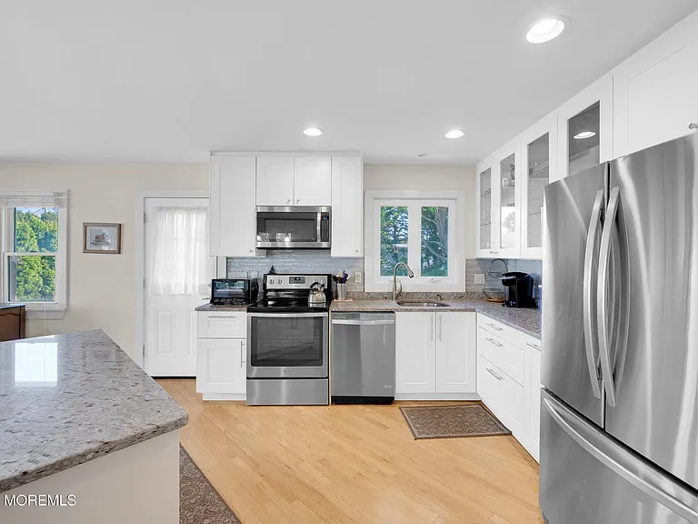 508 Crescent Pkwy — Photo 12