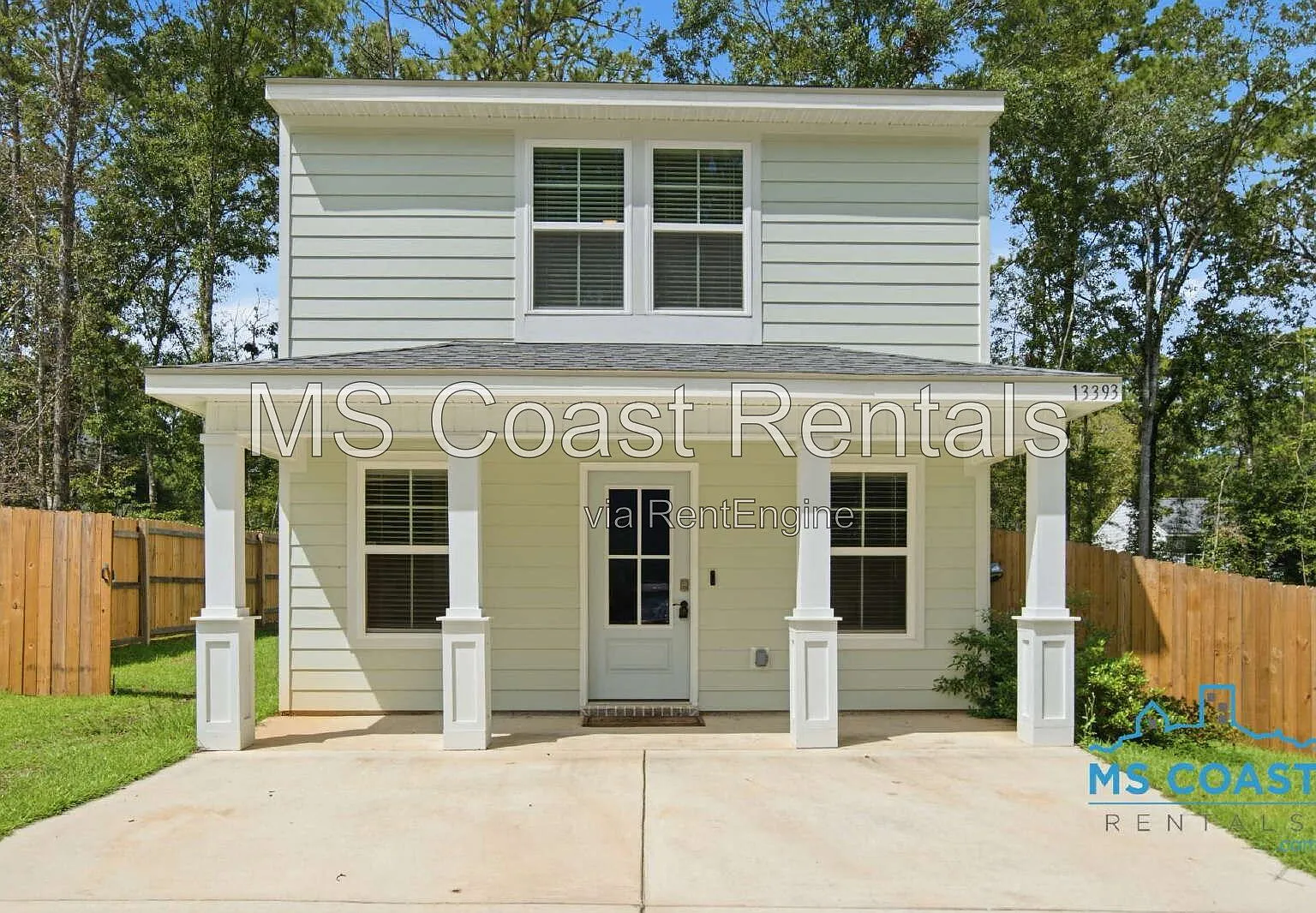 3 bed, 2.0 bath, 1000 sqft, $1,749 — Photo 1