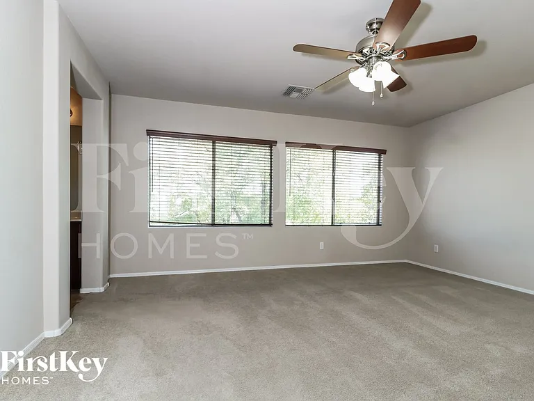16196 W Hearn Rd — Photo 6