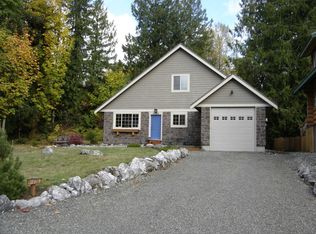 11069 Whistler Ln, Glacier, WA 98244