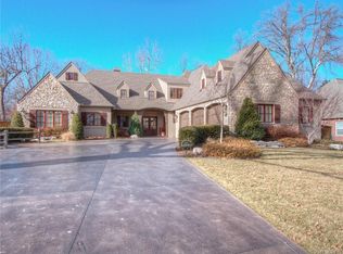 2975 E 45th Pl, Tulsa, OK 74105