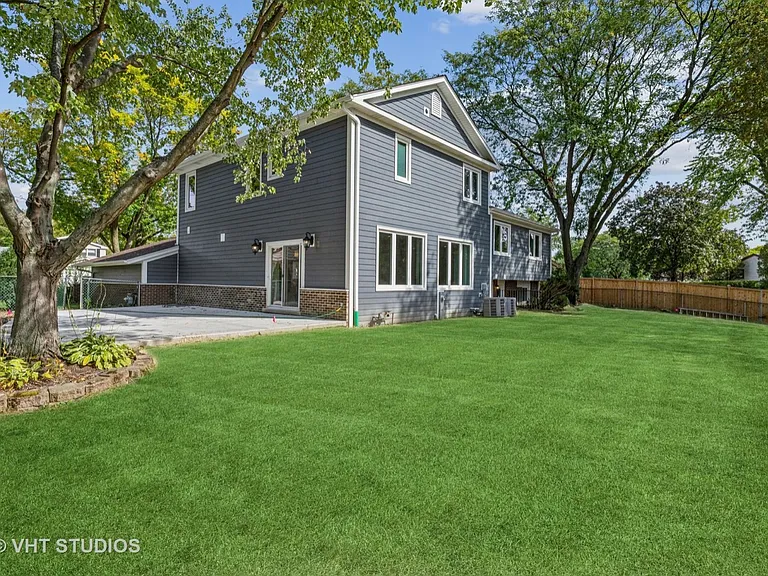 1415 E Fleming Dr S — Photo 3