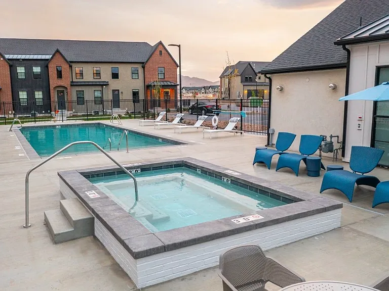 Drexler Townhomes at Holbrook Farms — Photo 29
