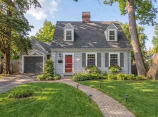 123 Walnut Hill Rd, Newton, MA 02461