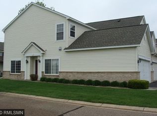 1491 Yorkshire Ln, Shakopee, MN 55379