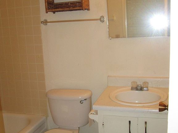 5th image of 880 S Highway 80 APT 12