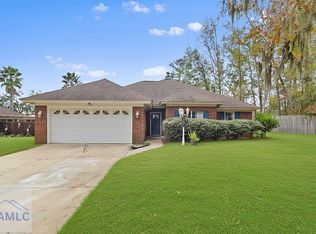 1101 Montclair Dr, Hinesville, GA 31313