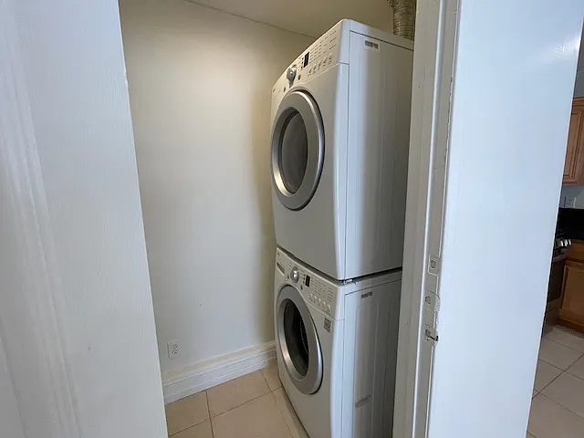 6210 Calvin Ave — Photo 32