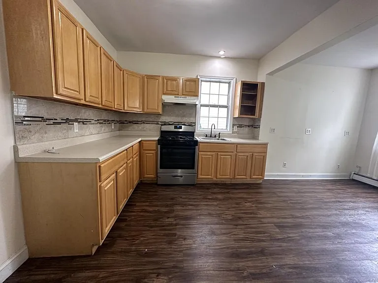 40 Morningside Ave — Photo 8