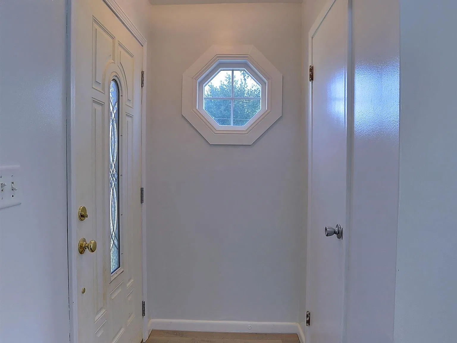 4 bed, 1525 sqft, $2,500 — Photo 2