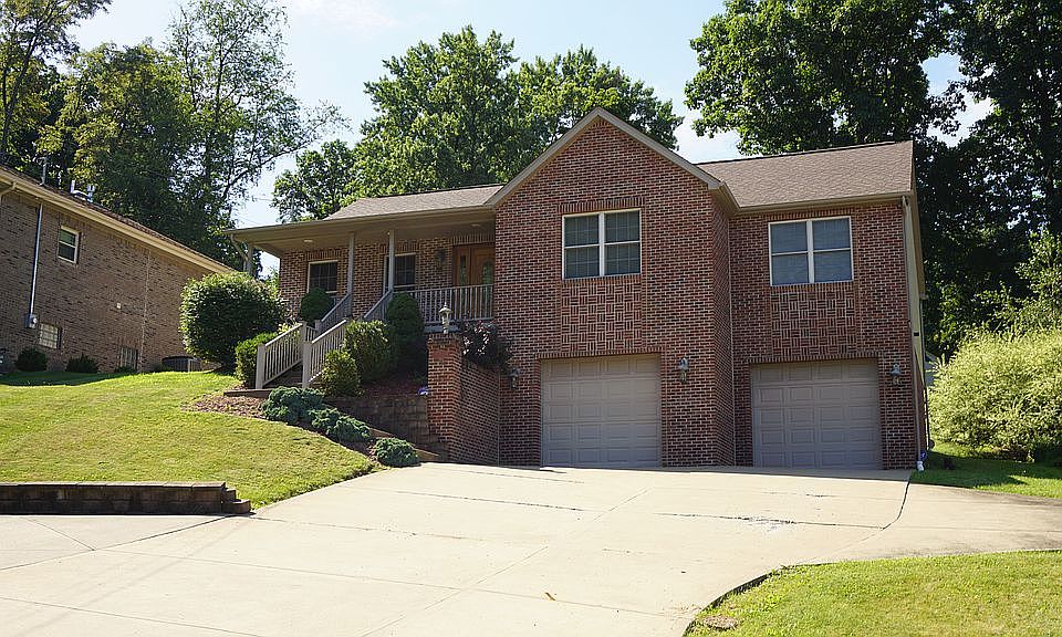 1st image of 454 Sharon Rd