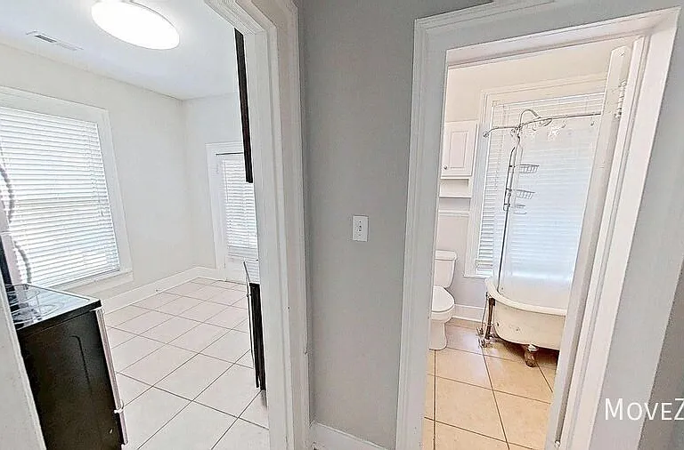 604 N Blount St #B — Photo 15