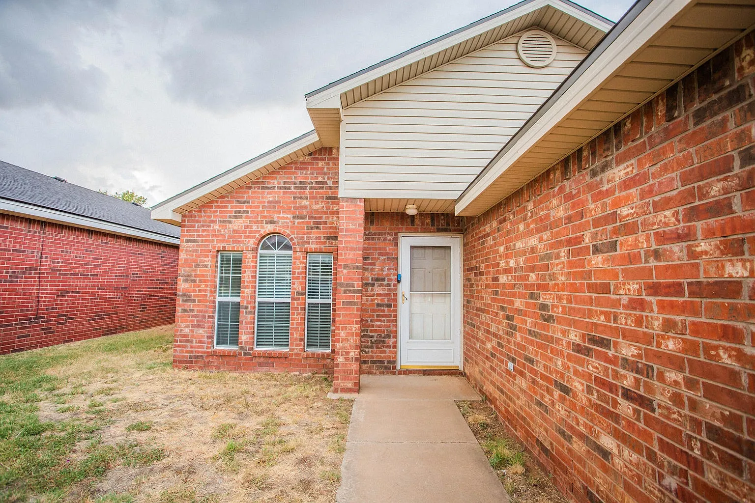 3 bed, 1498 sqft, $1,480 — Photo 2