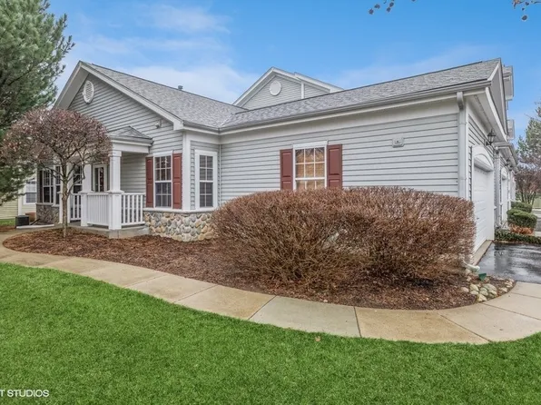 2701 Kendall Xing, Johnsburg, IL 60051