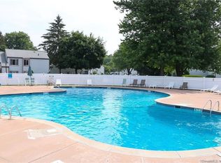 146 Candlewood Dr, South Windsor, CT 06074
