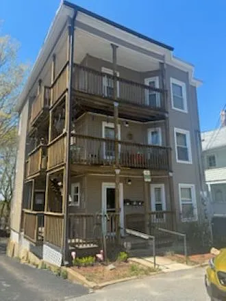 110 Ash St #3