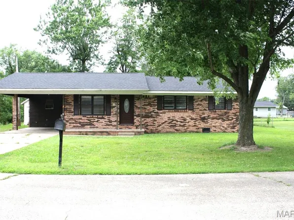 601 Harry Dr, Dexter, MO 63841