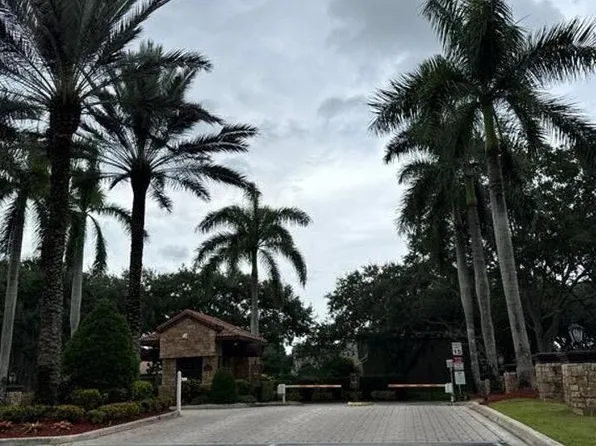 8014 NW 66th Way, Parkland, FL 33067
