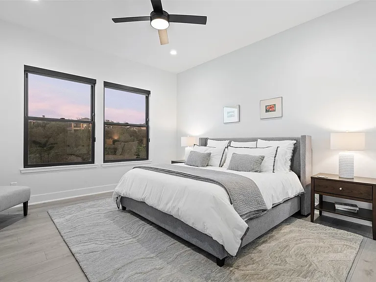 235 Canyon Turn Trl — Photo 16