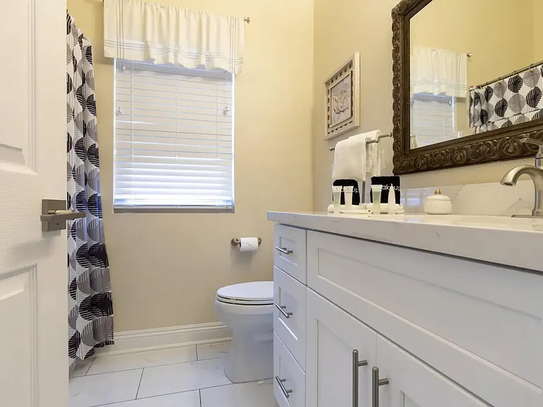 660 N Stacie Ct — Photo 6