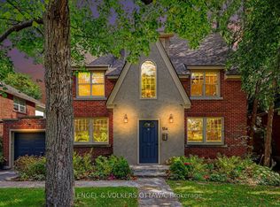 154 Acacia Ave, Ottawa, ON K1M0R3