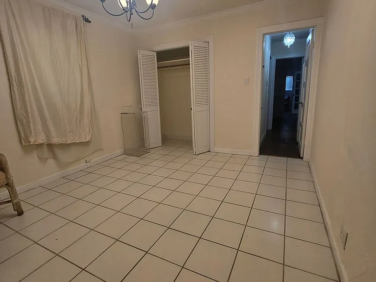 Warm & Welcoming Home Near Melrose with Room to Live, Work & Create — Photo 13