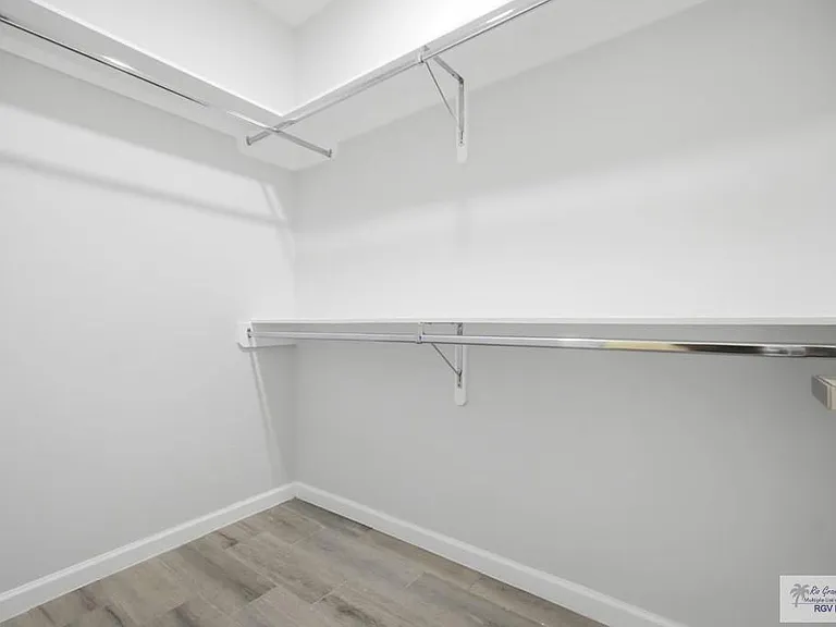 1604 Clinton St #2 — Photo 9