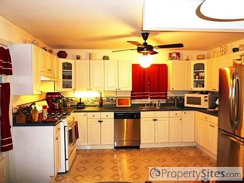 3rd image of 39 Fairmont Ave