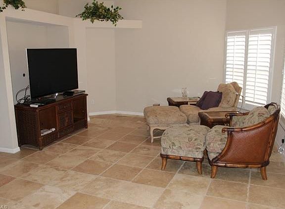3rd image of 18517 Royal Hammock Blvd